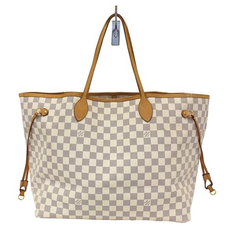 louis vuitton white bag inside